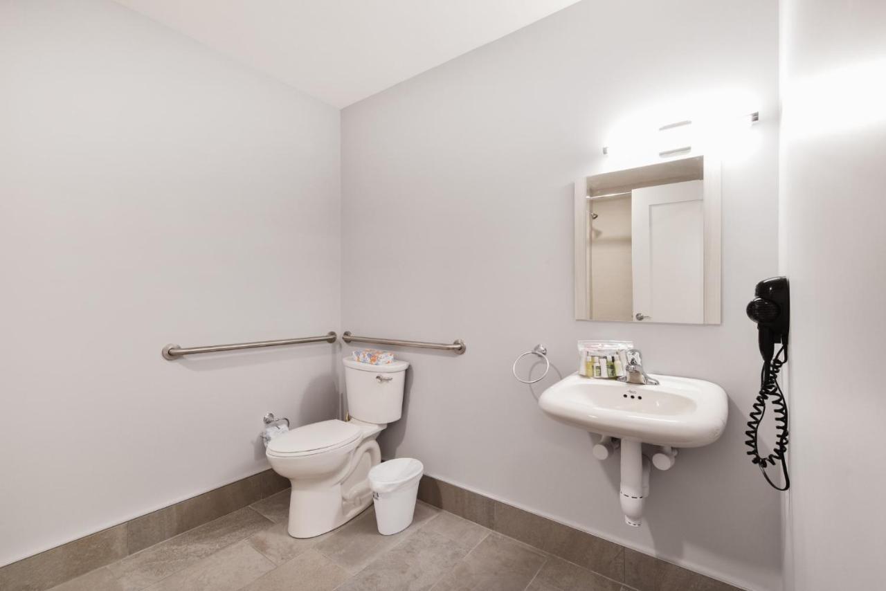 Harmony Medical Suites Longwood Бруклін Екстер'єр фото